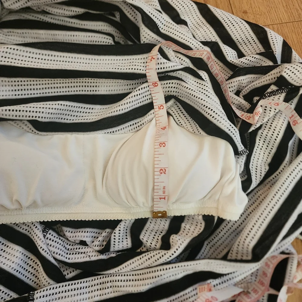 Spanx Beach Cover Dress - Picture 16 of 16